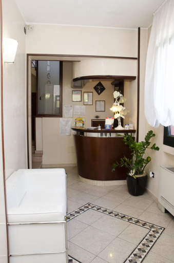 Public Area 2, Albergo Bar Cenni, Ravenna