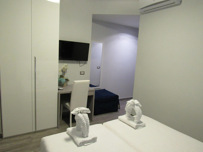 Bedroom 2, Pianeta Roma, Rome