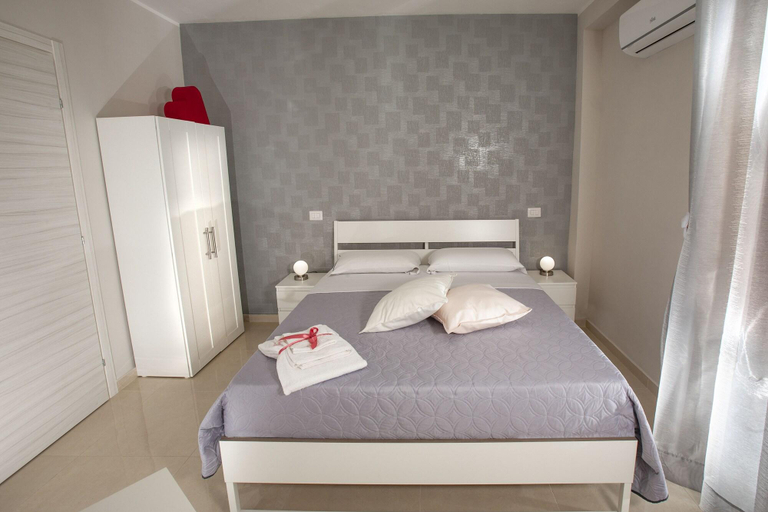 Bedroom 3, B&B Relax in Pompei, Napoli