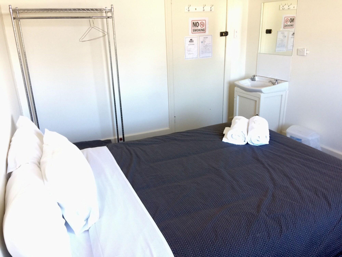 Bathroom, Great Ocean Road Brewhouse Apollo Bay, Colac-Otway - South