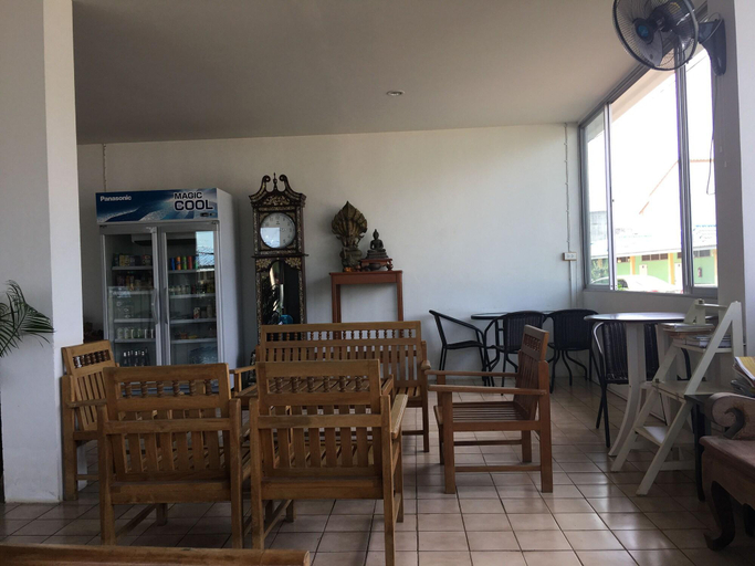 Public Area 2, Thawat Hotel, Lang Suan