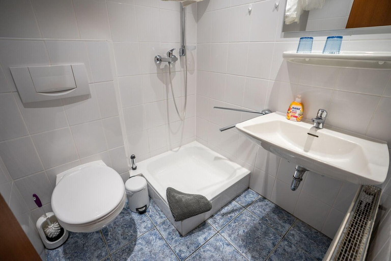 Bathroom 4, Hotel Kölfhamm, Nordfriesland