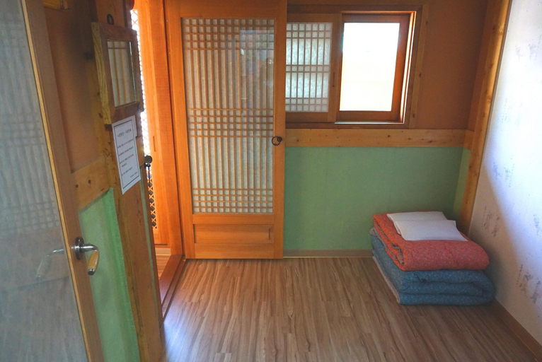 Bedroom 4, Gangneongjeon Hanok Stay, Jeonju