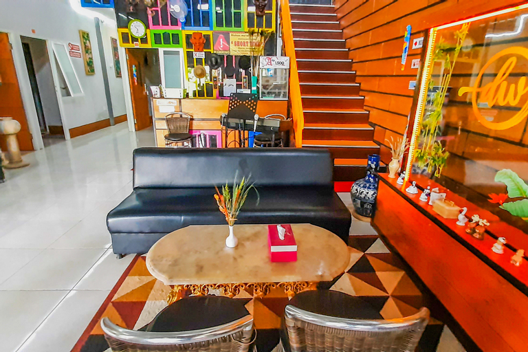 OYO 90374 De' Orange Syariah, Malang