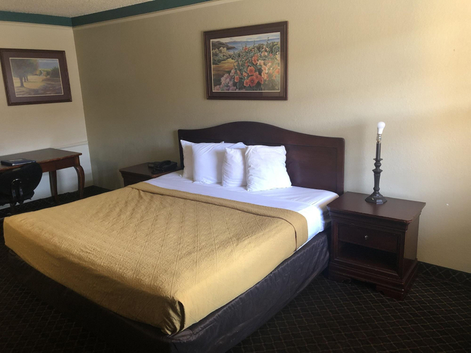 Bedroom 4, Americas Best Value Inn Denver, Denver