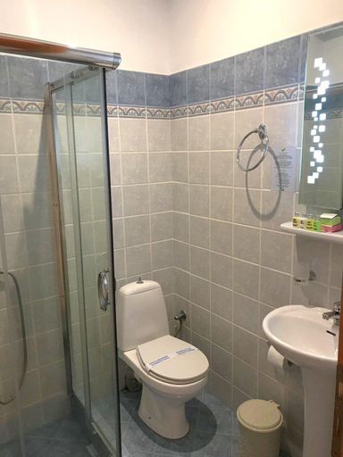 Bathroom 4, Virginia Hotel, South Aegean