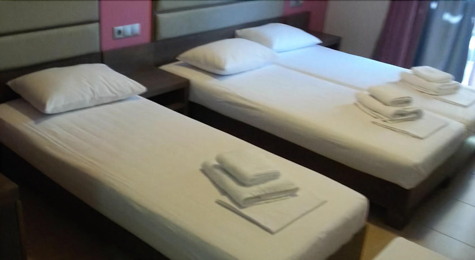 Bedroom 3, Hotel Epavlis Eleftheriadi, Central Macedonia