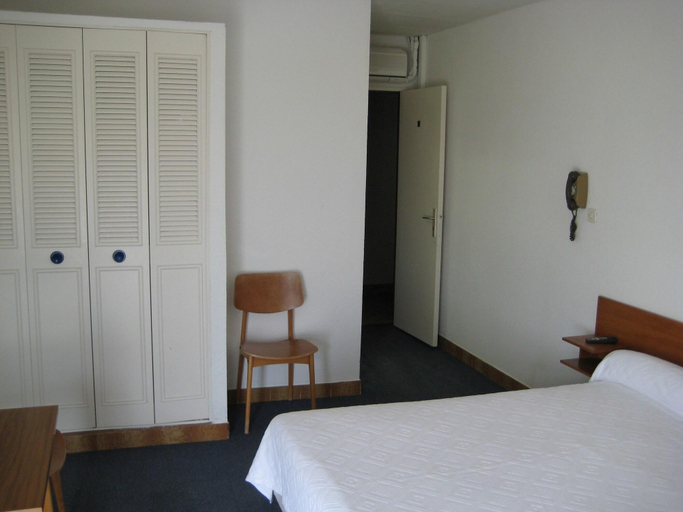Bedroom 3, Le Floride Hotel, Aude