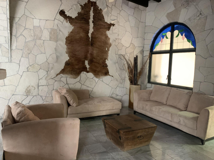 Public Area, Rancho Agua Salada, Miacatlán