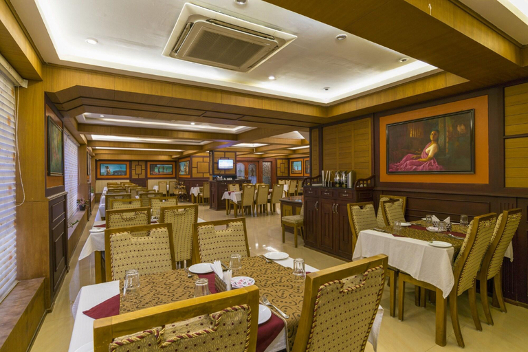 Food & Drinks 5, Base9 Airport Hotel, Ernakulam