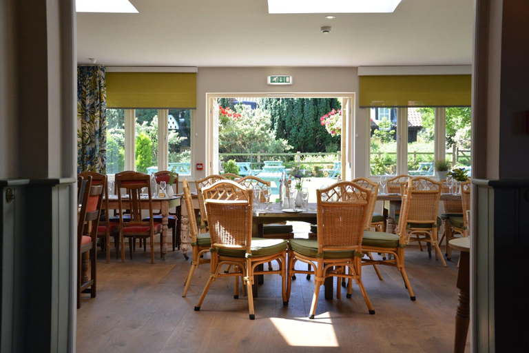 Food & Drinks 4, The Dolphin Inn, Suffolk