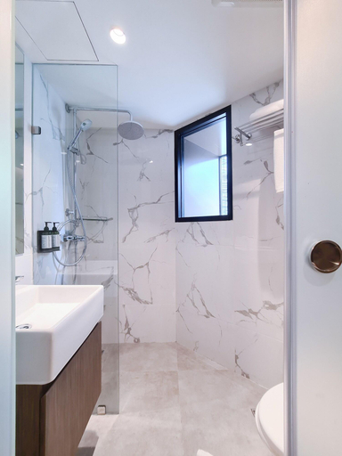 Bathroom 5, Sova Hotel Bangkok, Khlong Toey