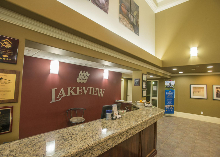 Public Area 2, Lakeview Inns & Suites - Edson Airport, Division No. 14