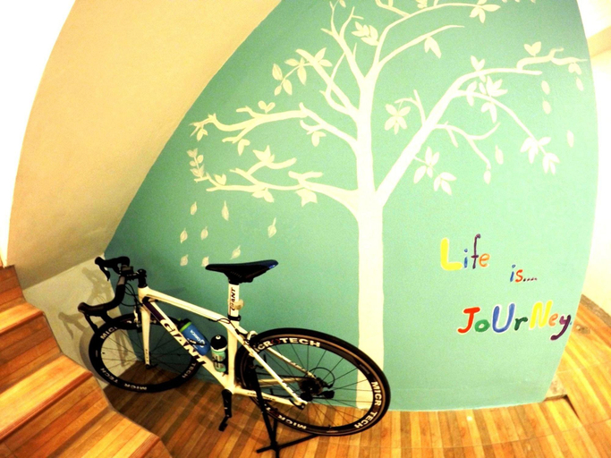 Public Area 2, At We Patong hostel, Pulau Phuket