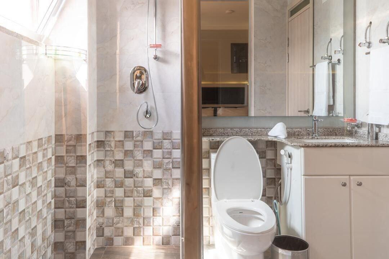 Bathroom 4, Mimi's Boutique Hotel, Addis Abeba