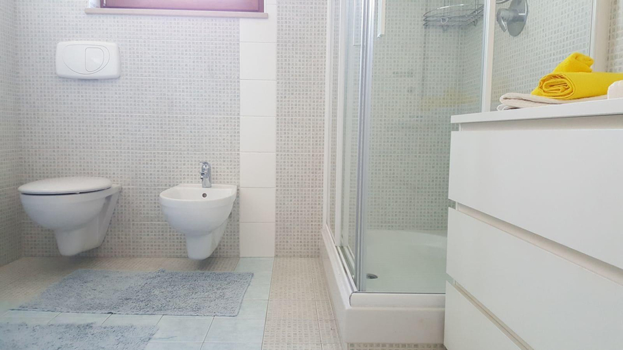 Bathroom 5, Il Crusco, Matera