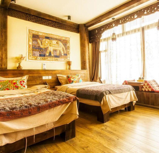 Bedroom, Asha's Inn, Dêqên Tibetan