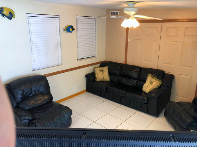 Public Area 3, Key Largo Cottages, Monroe