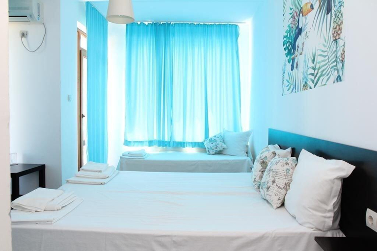 Bedroom 4, Salena Beach Hotel, Primorsko