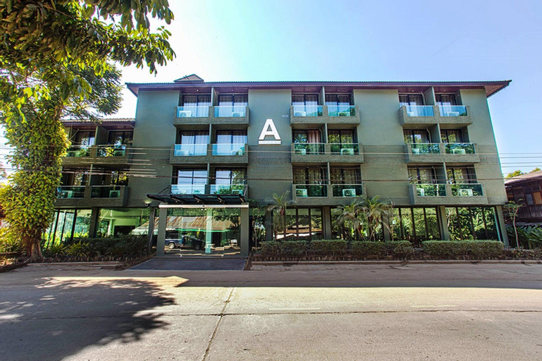 A Hotel Budget, Chiang Saen