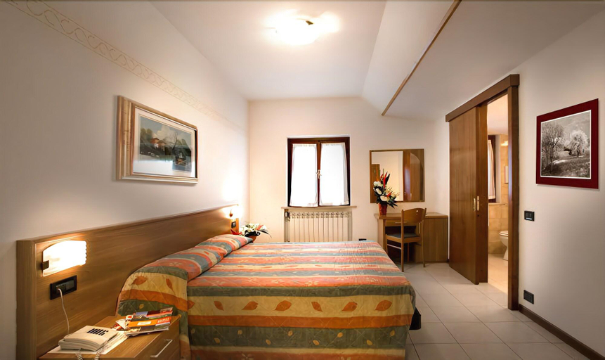 Bedroom 3, Albergo Il Castellino, Brescia