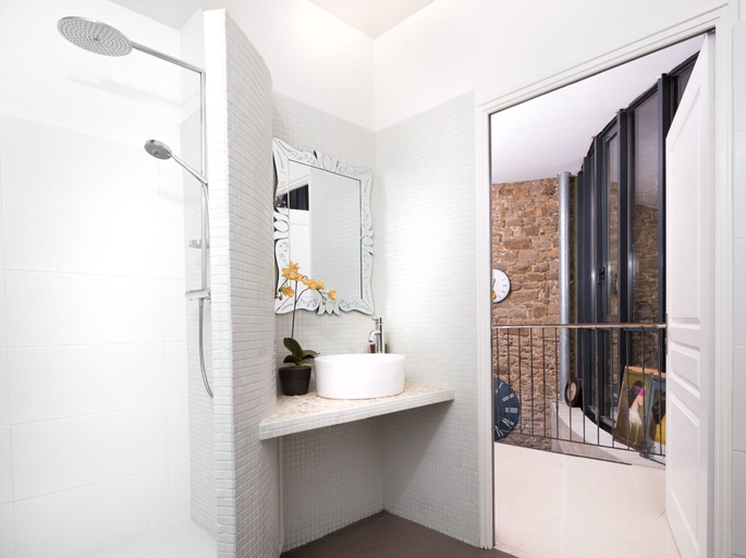 Bathroom 4, La Demeure, Côtes-d'Armor