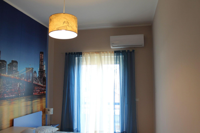 Bedroom 4, Around The World, Reggio Di Calabria