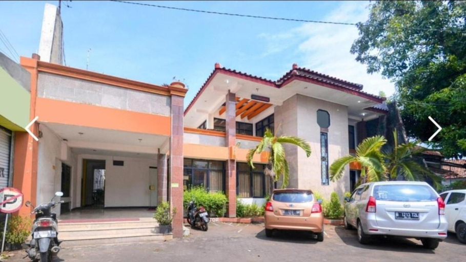 Exterior & Views 2, Hotel Syariah Cordova, Cirebon
