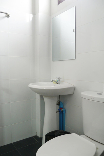 Bathroom 4, Baan Mai Guest House, Bang Na