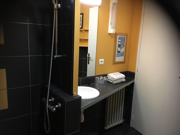 Bathroom 5, Hôtel Le Cap D'Ambre, Vendée