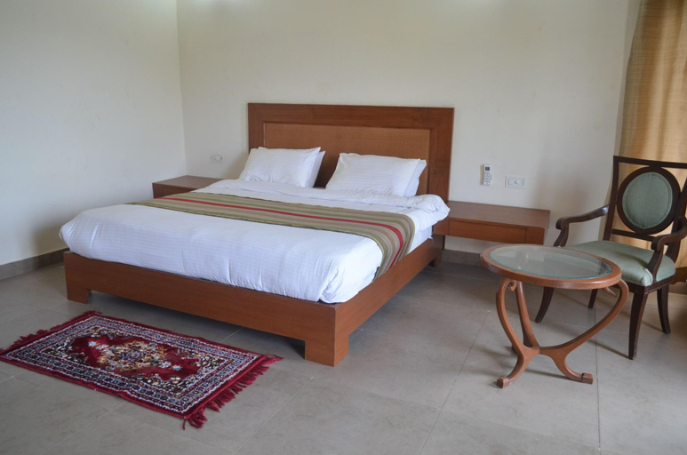 Bedroom 4, The Corbett Greens, Almora