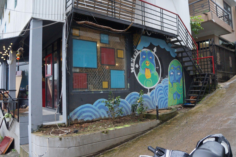 Exterior & Views 1, Grey Monkey Dalat Hostel, Đà Lạt
