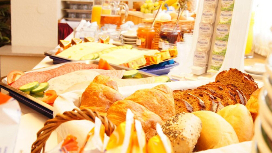Food & Drinks 4, Hotel Garni am Hechenberg, Mainz