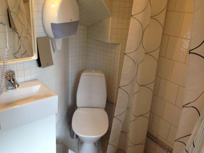 Bathroom 4, City Hotel Söder, Stockholm