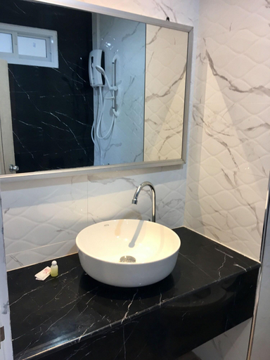 Bathroom 5, Thawat Hotel, Lang Suan