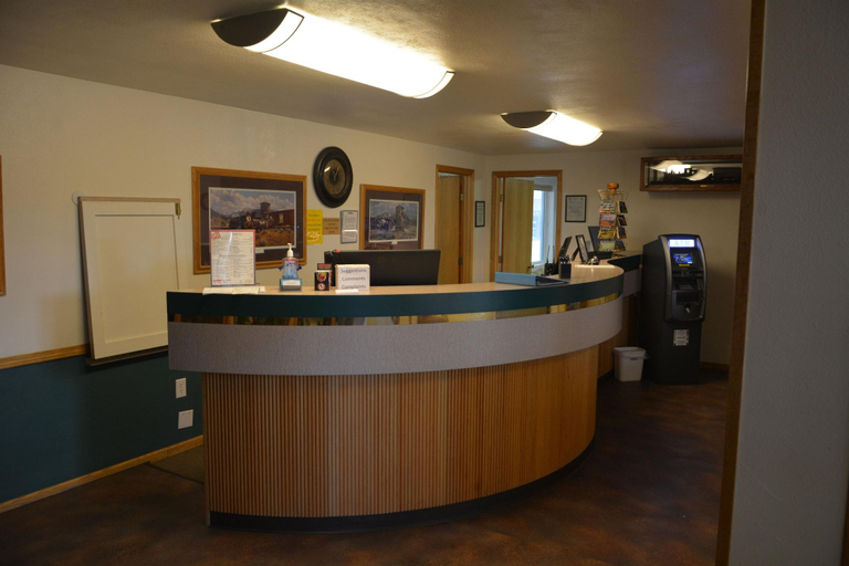 Public Area 2, Locomotive Inn, Yellowstone