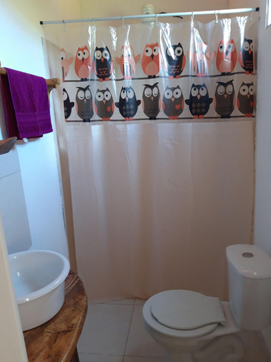 Bathroom 4, Sem Fronteiras, Cairu