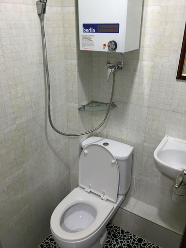 Bathroom 4, Prestige Guesthouse(香港Prestige旅館), Kowloon