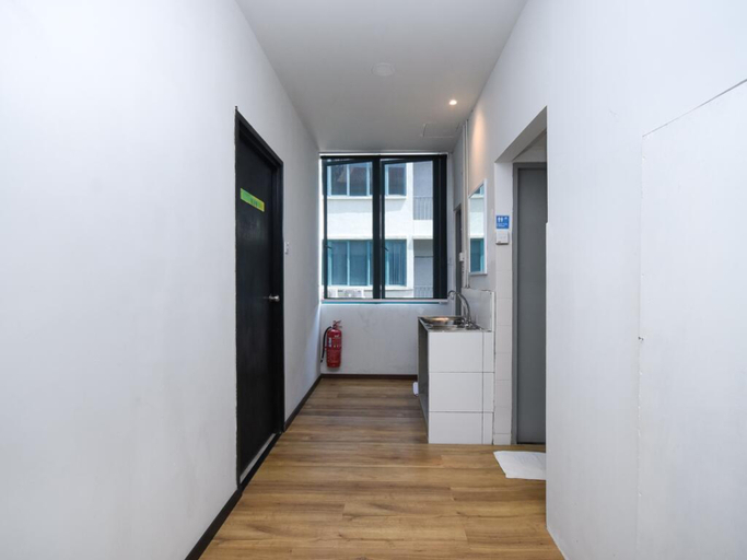 Public Area 2, SPOT ON 89838 Lm Residence, Miri
