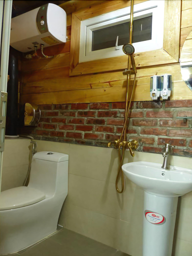 Bathroom 4, Trang An Precious Homestay, Ninh Bình