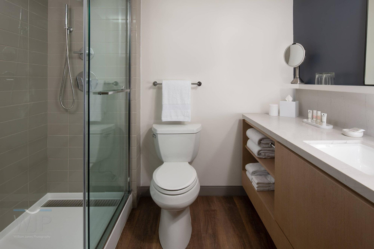 Bathroom 4, The Bidwell Marriott Portland, Multnomah