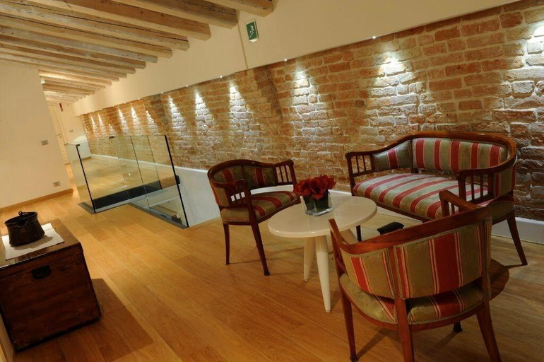 Food & Drinks 5, Do Ciacole in Relais, Venezia