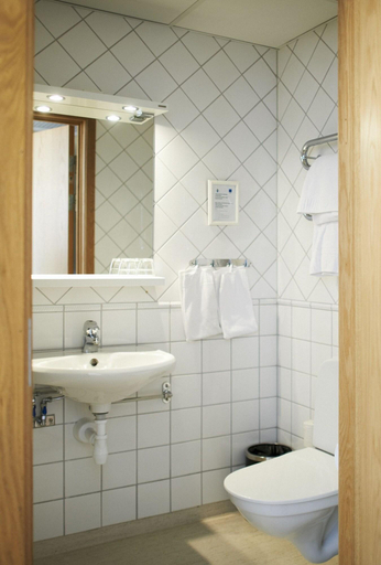 Bathroom 5, Hotell Rum Oscar, Oskarshamn