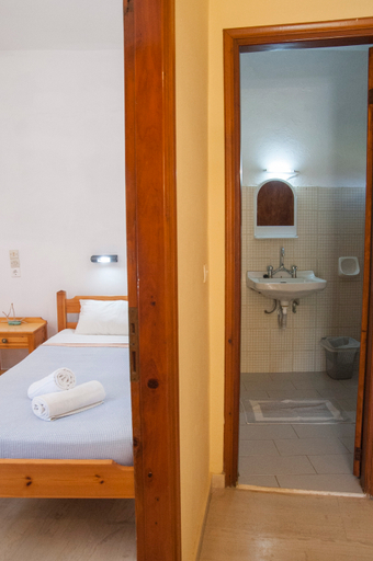 Room 4, Panorama Apts Cfu, Ionian Islands