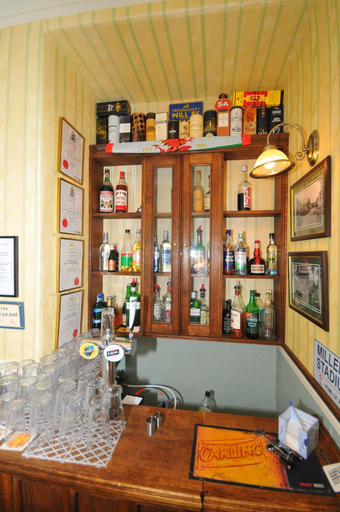 Food & Drinks, Edderton Hall Country House, Powys