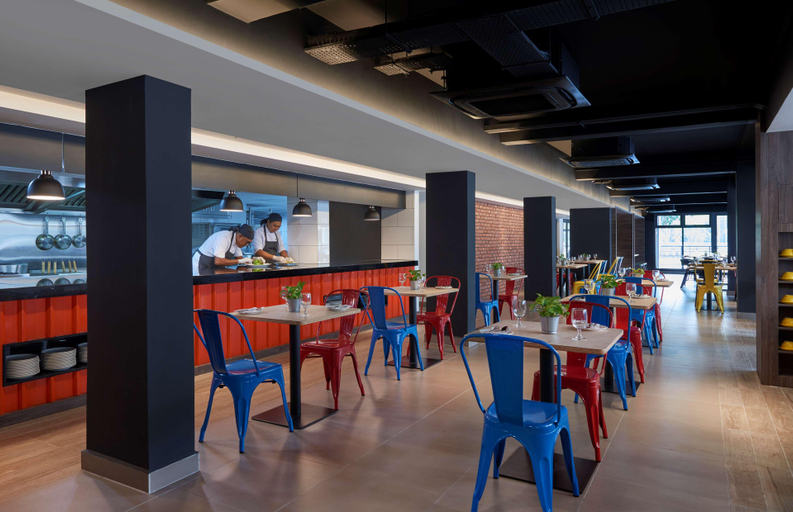 Park Inn by Radisson Putrajaya - Food & Drinks