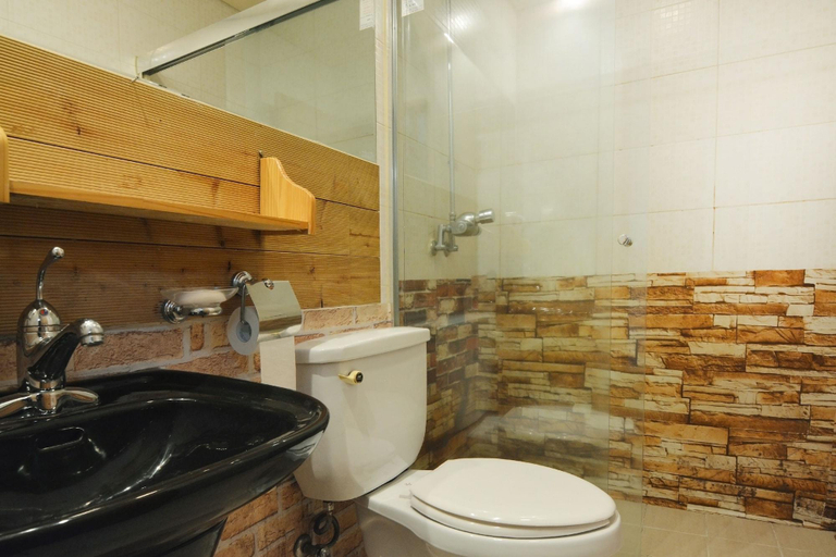 Bathroom 4, Sicily Pension, Hongcheon