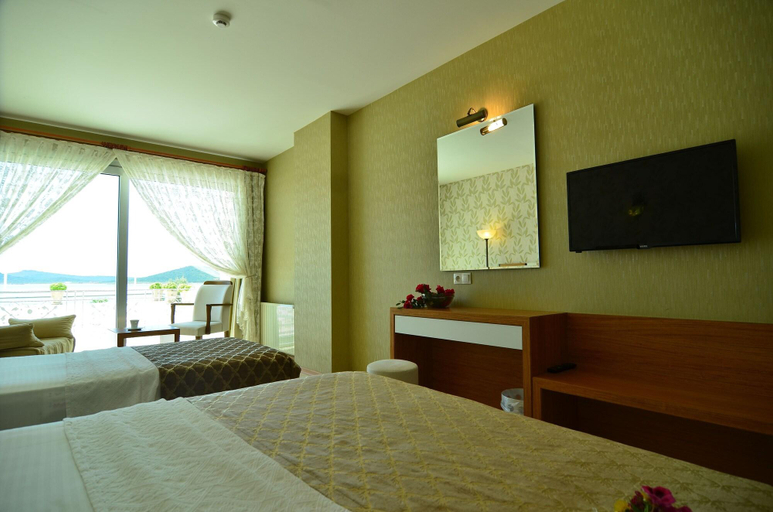 Bedroom 3, Cunda Kivrak Hotel, Ayvalık