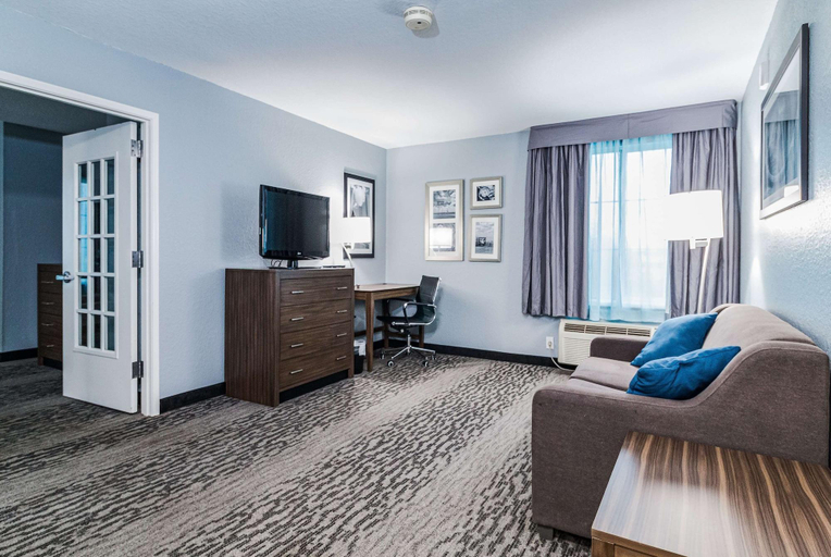 Bedroom 3, La Quinta Inn & Suites by Wyndham Tomball, Houston
