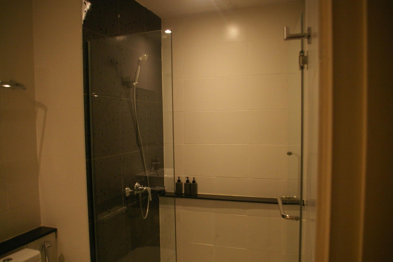 Bathroom 4, Aonang Inn, Mueang Krabi